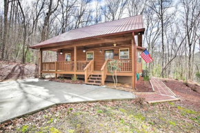 Cozy Hayesville Retreat with Deck and Mtn Views!
